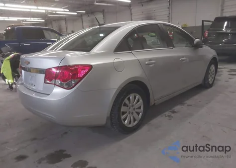 2011 Chevrolet Cruze Ls z USA, uszkodzony, nr VIN 1G1PC5SHXB7298923